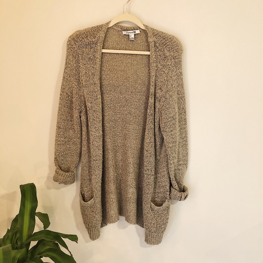 Forever 21 brown cardigan sweater with pockets
